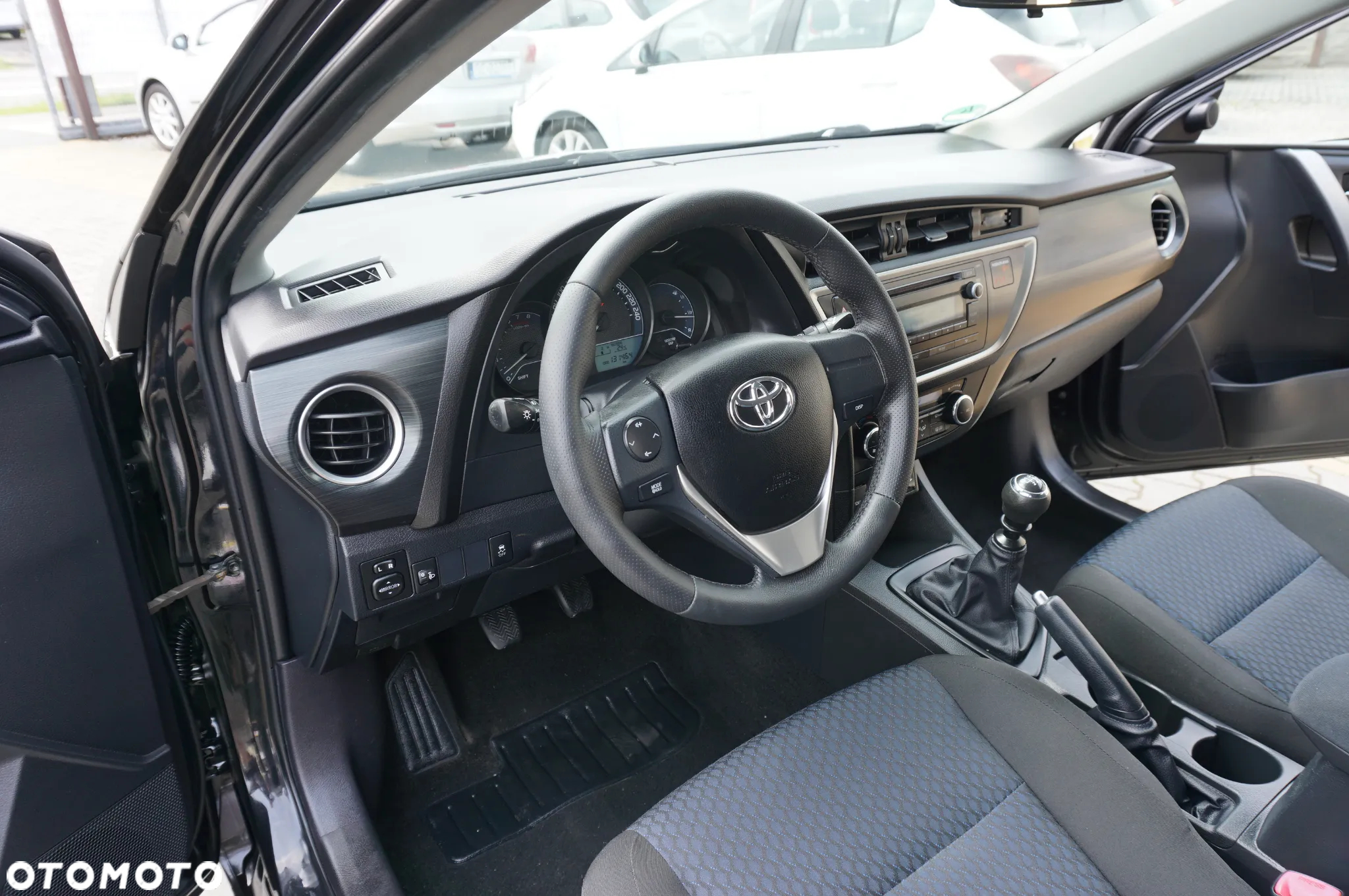 Toyota Auris 1.33 Dual-VVT-i Edition - 20