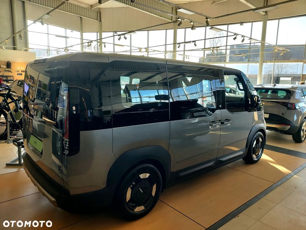 Kia PV5 - 4