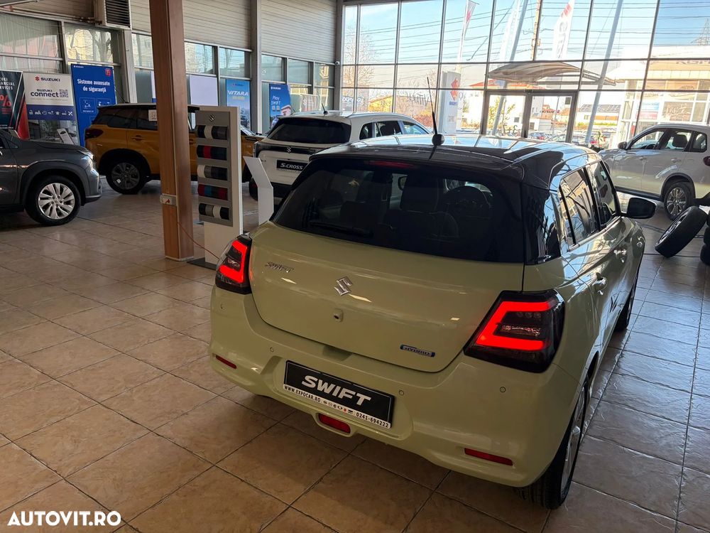 Suzuki Swift 1.2 Dualjet 12V MHEV Passion - 3
