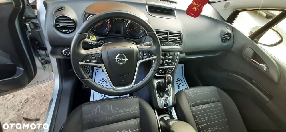 Opel Meriva - 24