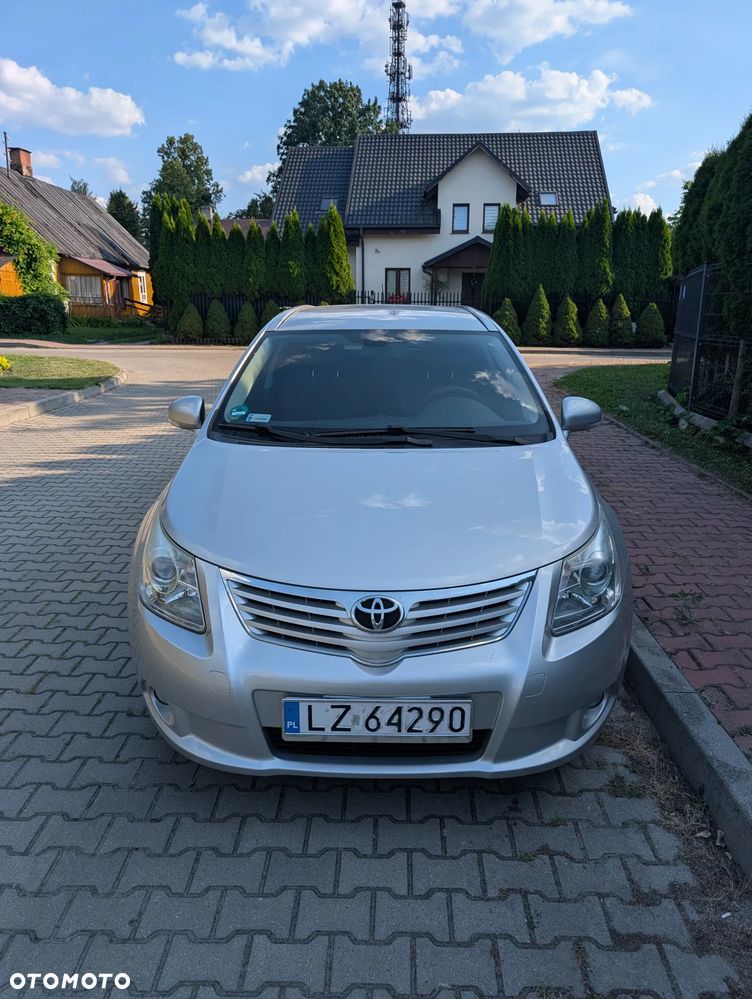Toyota Avensis 1.8 Sol - 2