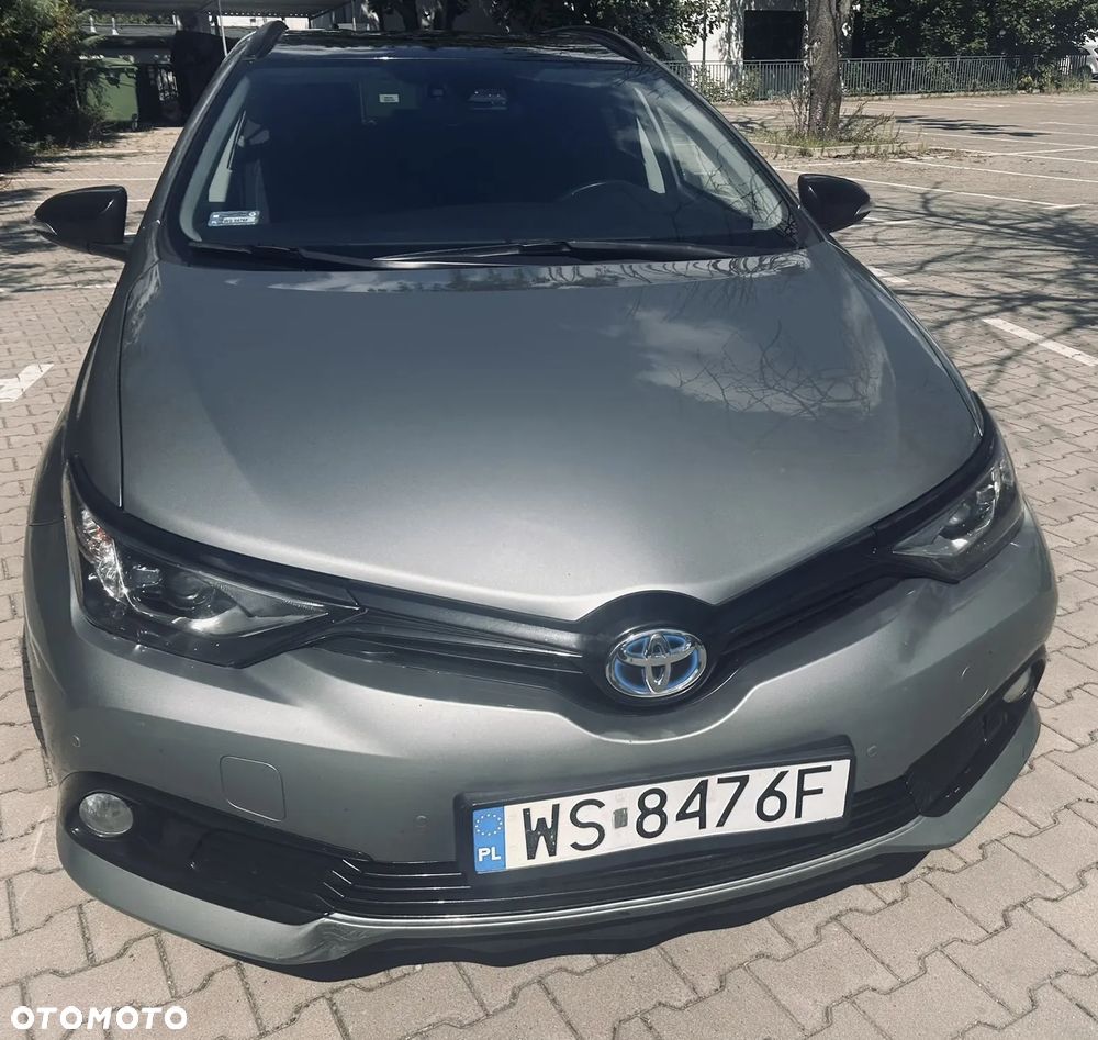 Toyota Auris Hybrid 135 Selection - 6