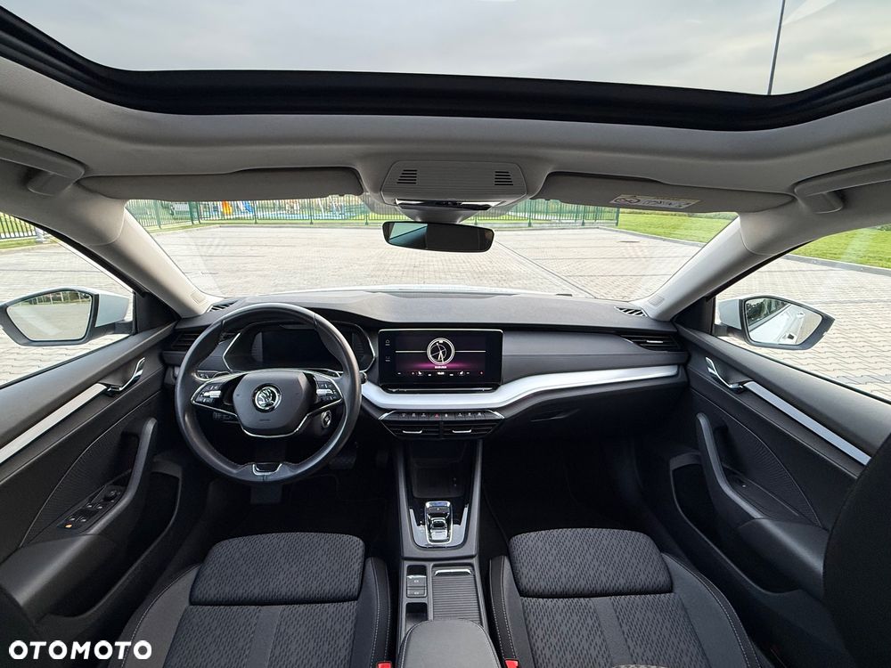 Skoda Octavia 2.0 TDI SCR Clever DSG - 11