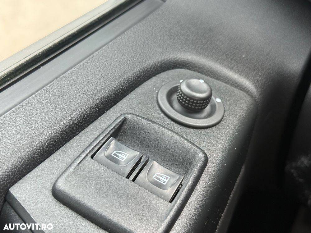 Renault Trafic Grand Combi Life - 11