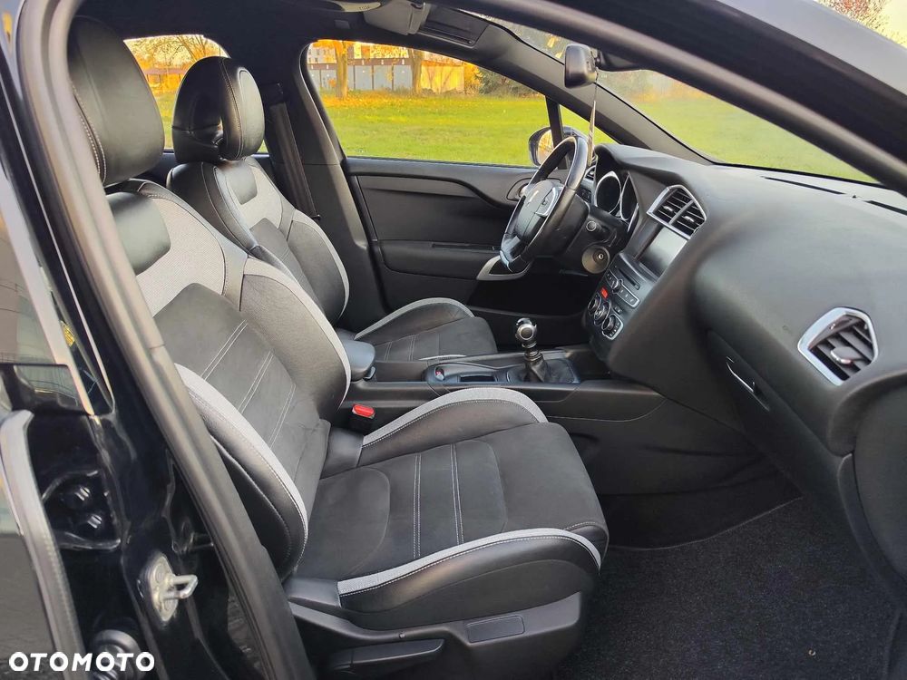 Citroën DS4 PureTech 130 Stop&Start Urban Show - 15