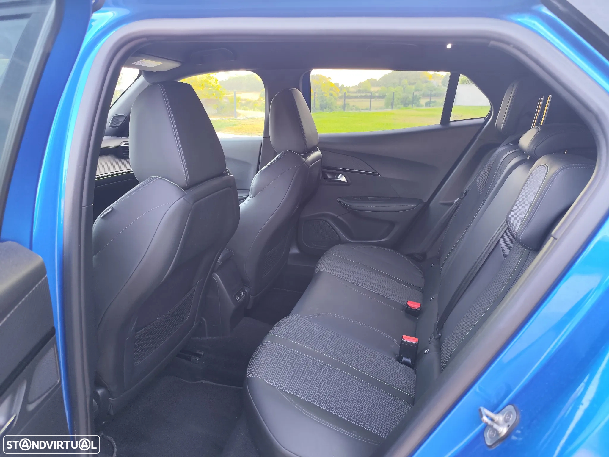 Peugeot 2008 1.5 BlueHDi GT Pack EAT8 - 9