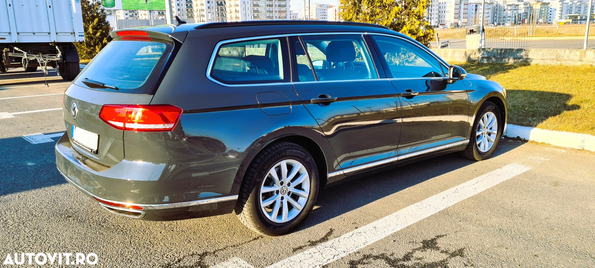 Volkswagen Passat Variant 2.0 TDI DSG Comfortline - 2