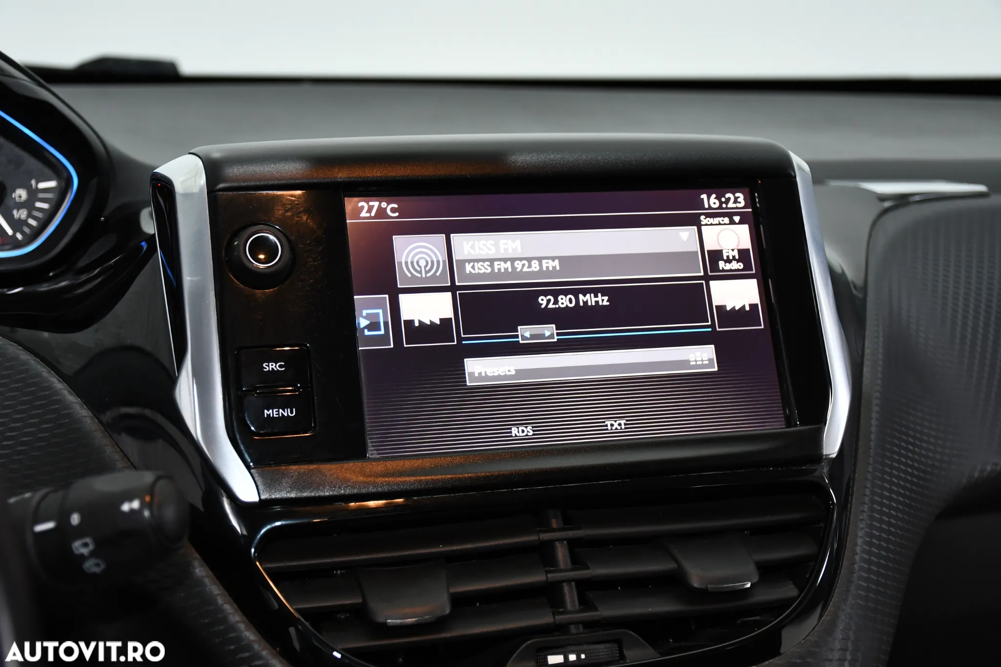 Peugeot 2008 1.2 PureTech Turbo EAT6 S&S Allure - 17