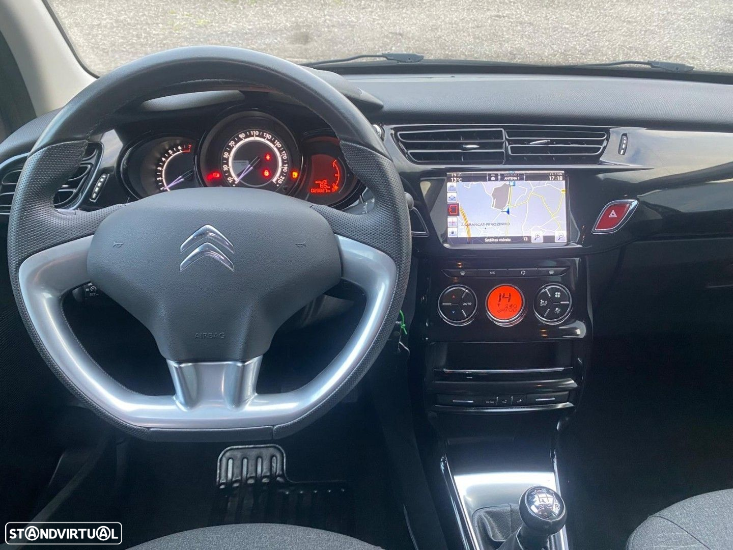 Citroën C3 1.2 VTi Exclusive - 4