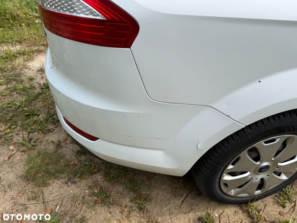 Ford Mondeo 1.8 TDCi Silver X - 11