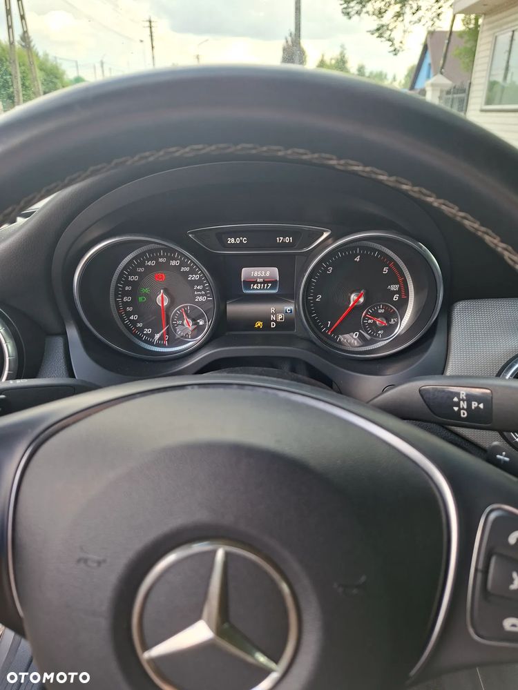 Mercedes-Benz CLA 200 d 7G-DCT - 20