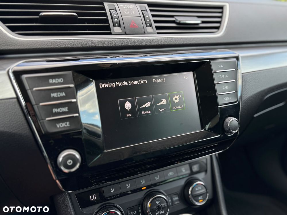 Skoda Superb 2.0 TDI Style - 35