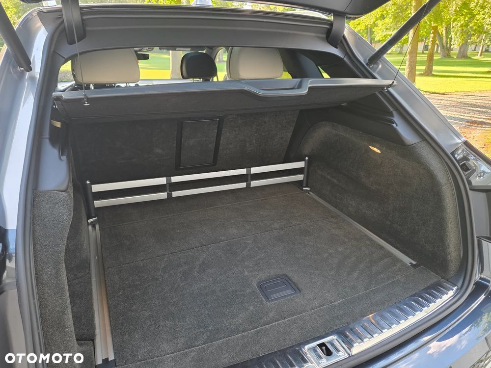 Bentley Bentayga W12 - 22