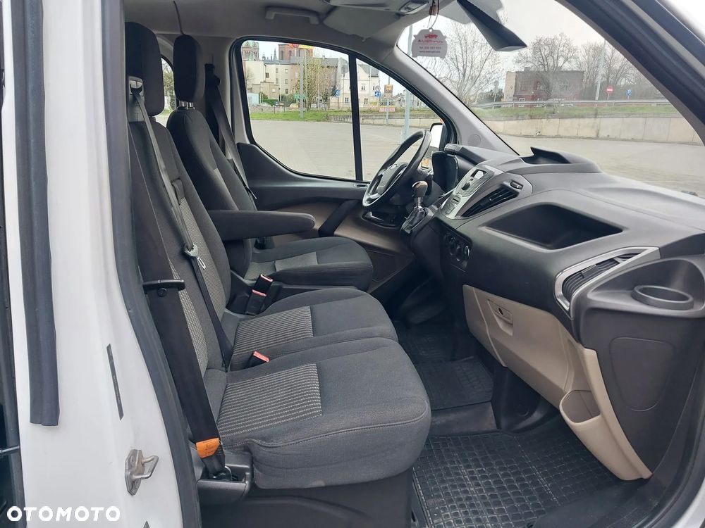 Ford Transit Custom - 10