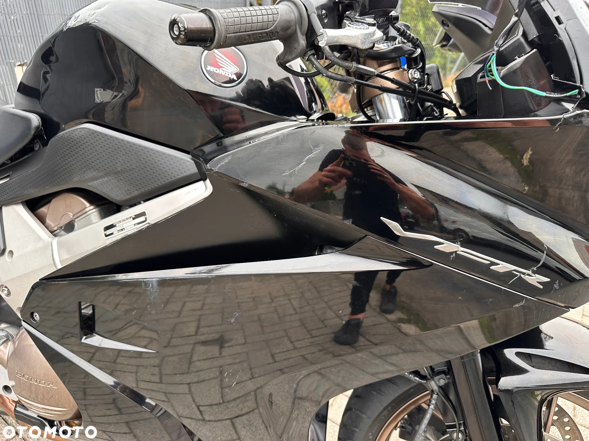 Honda VFR - 21
