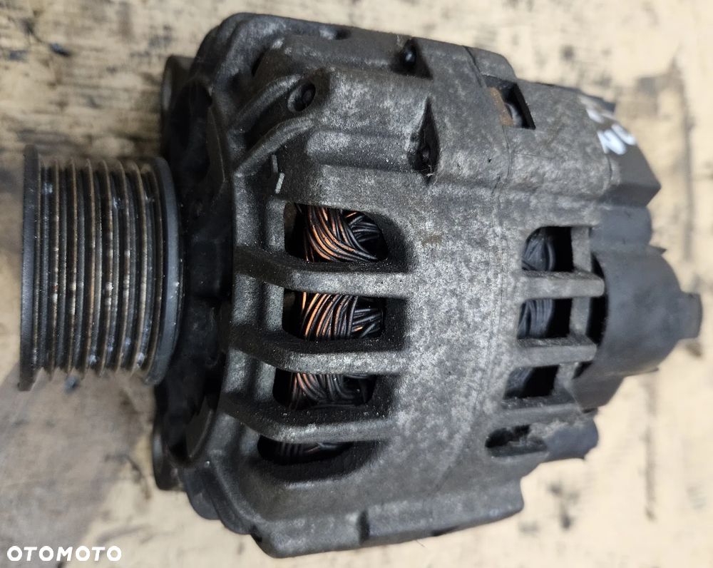 Renault Clio III 3 Twingo II 2 Modus  1.2 1.6v alternator 8200654541-C - 1