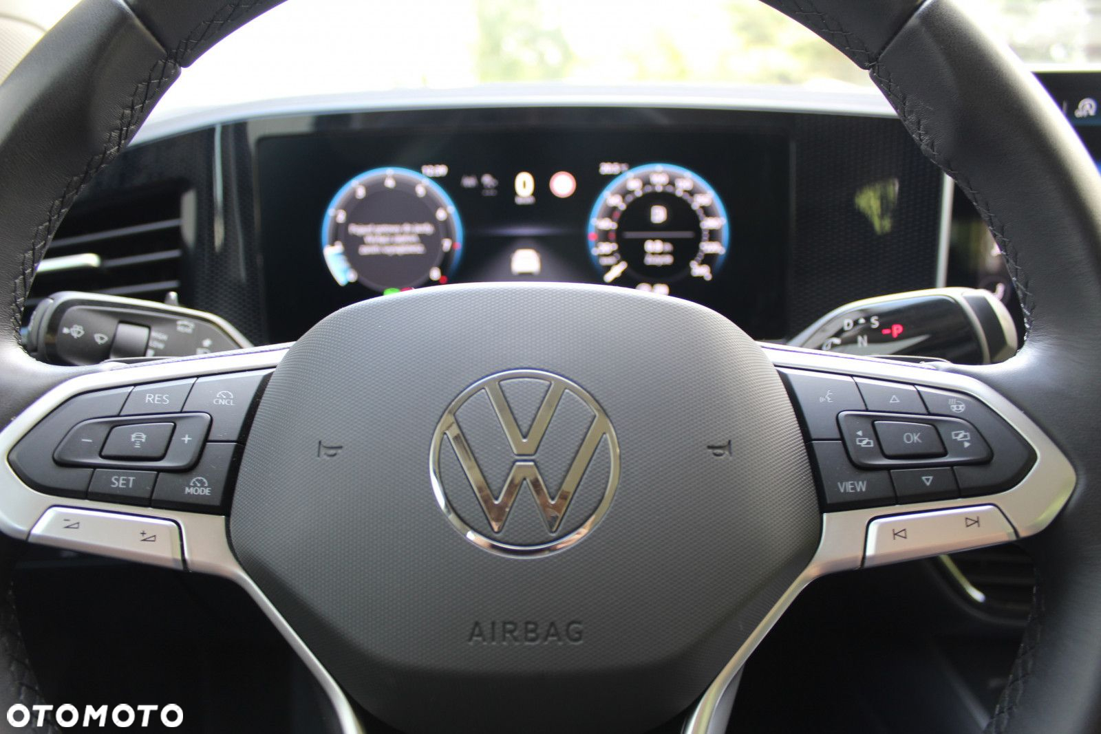 Volkswagen Passat - 31