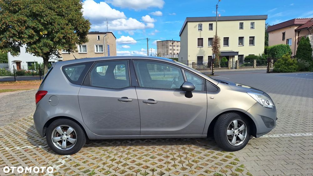 Opel Meriva - 7