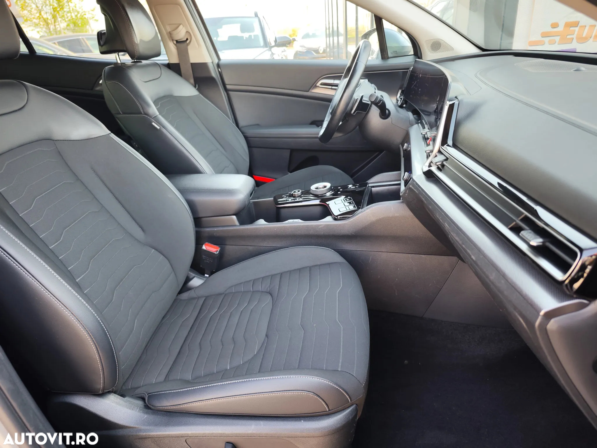Kia Sportage 1.6 DSL MHEV 7DCT HP 4x2 Business Line - 18