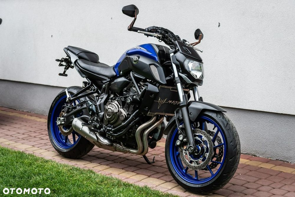 Yamaha MT - 1