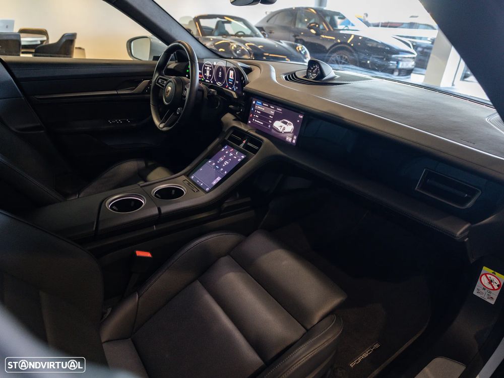 Porsche Taycan Sport Turismo 4S - 34