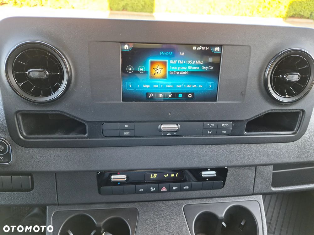 Mercedes-Benz SPRINTER 319 Salon PL Automat Webasto Duże radio Firanka - 11