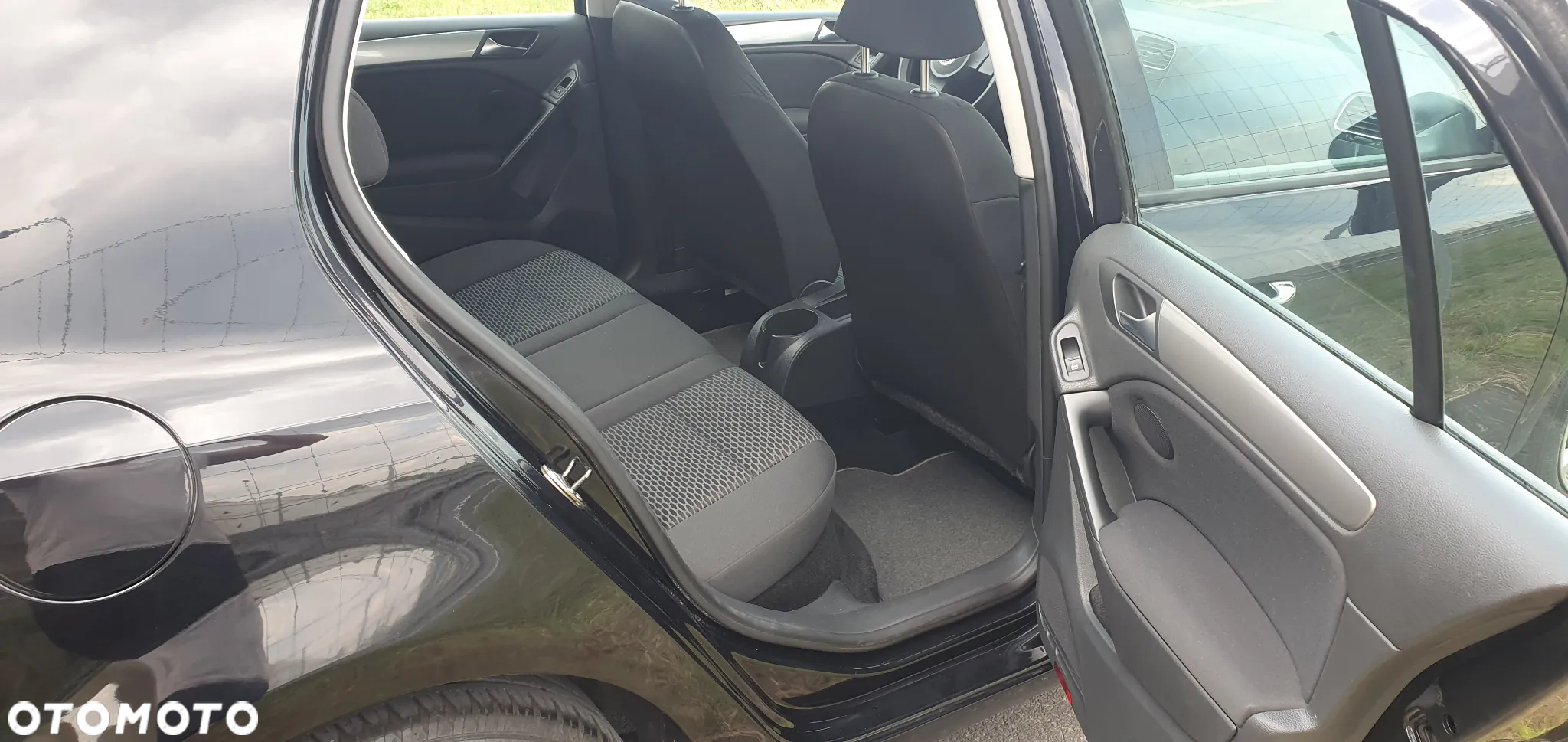 Volkswagen Golf - 9
