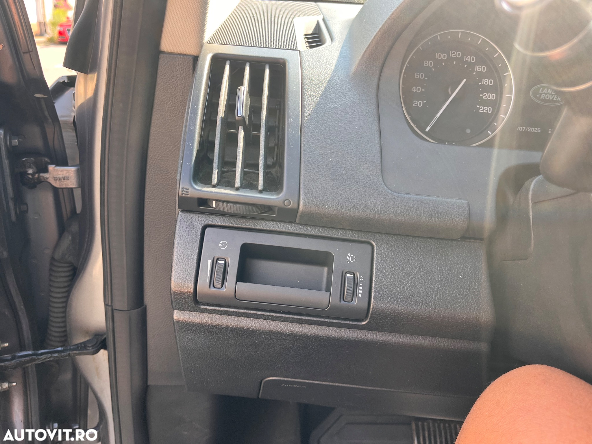 Land Rover Freelander - 22