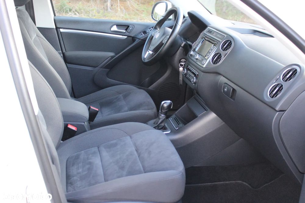 Volkswagen Tiguan - 23