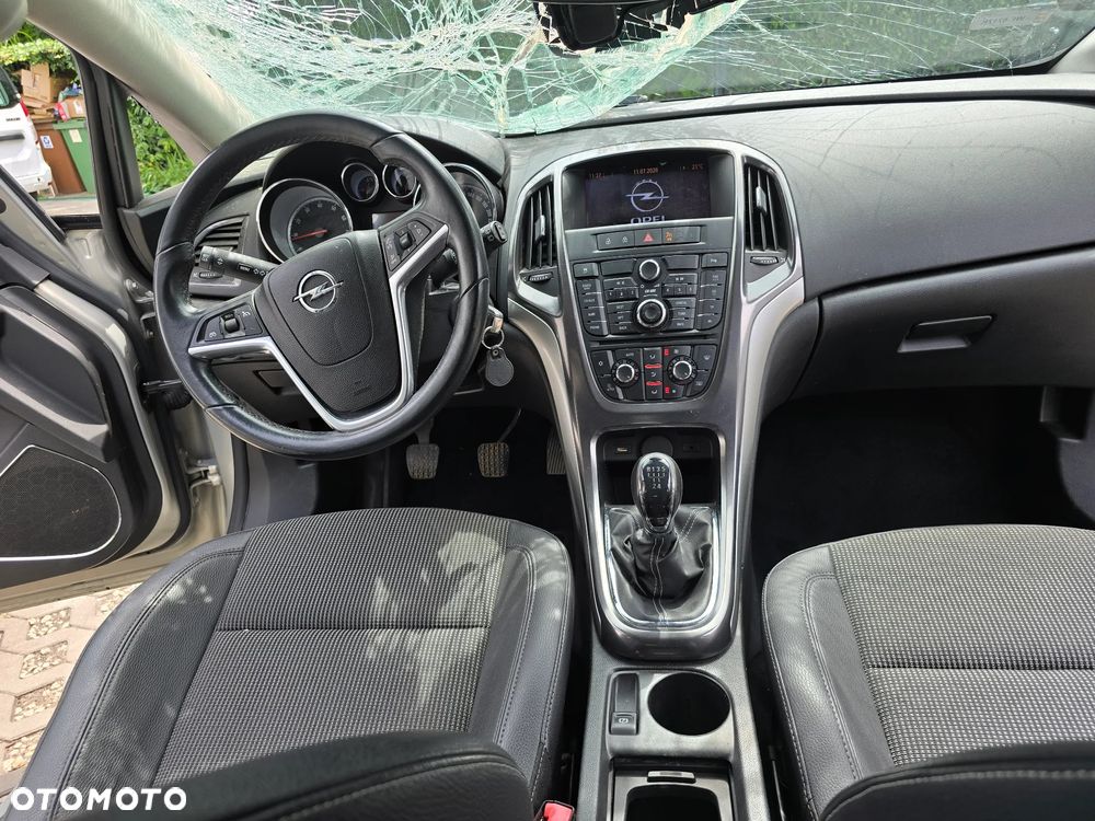 Opel Astra 1.6 Cosmo - 8