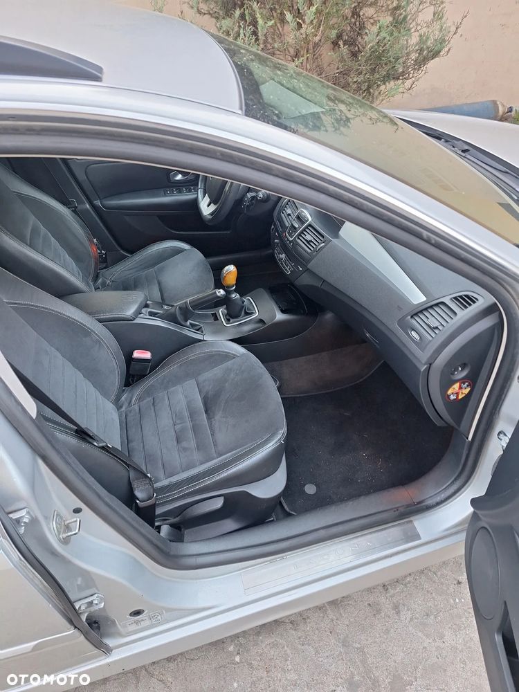 Renault Laguna - 8