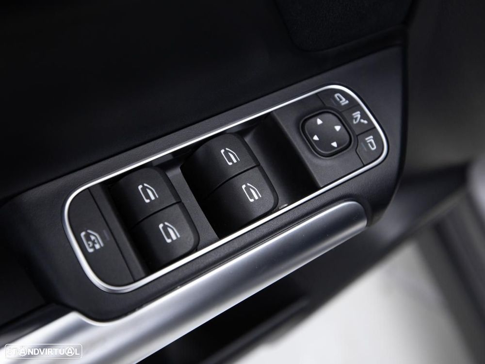 Mercedes-Benz EQA 350 4Matic AMG Line - 18