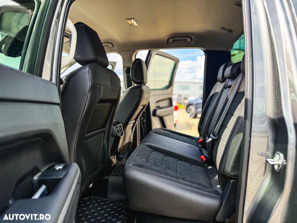 Volkswagen Amarok 3.0 TDI 241 CP 4M 10AT Style - 13