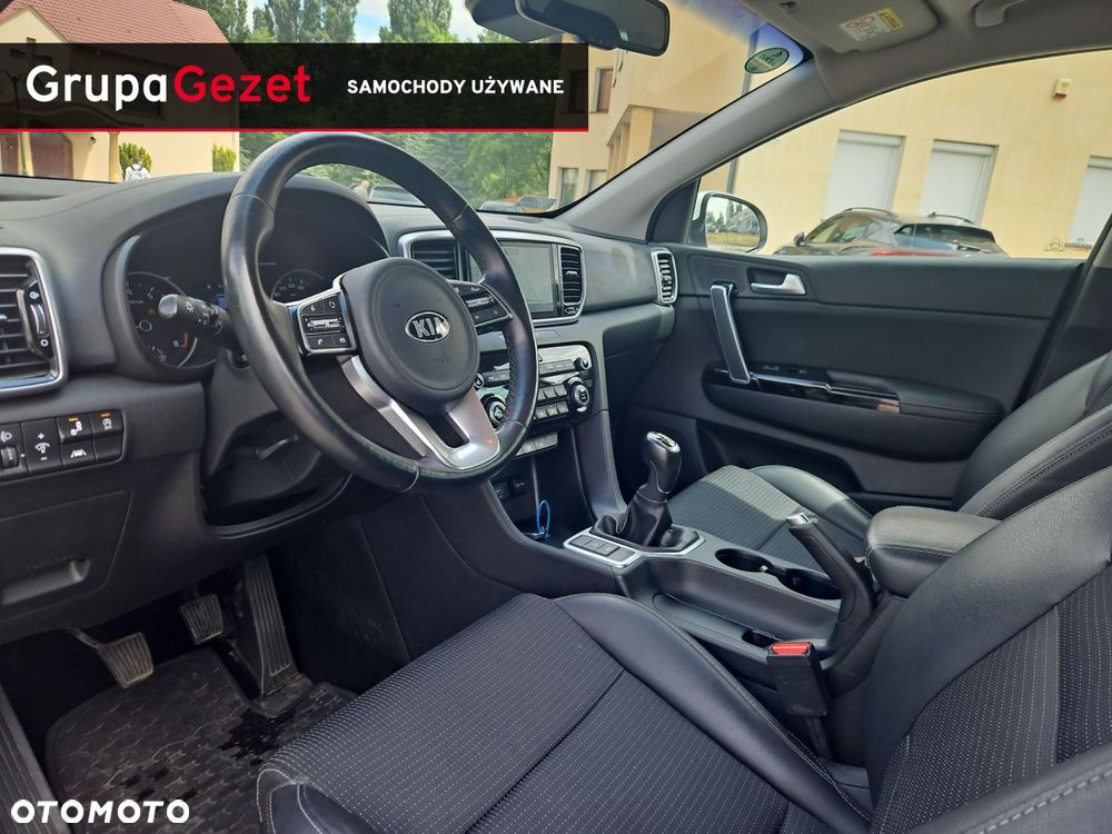 Kia Sportage 1.6 GDI Black Edition 2WD - 9