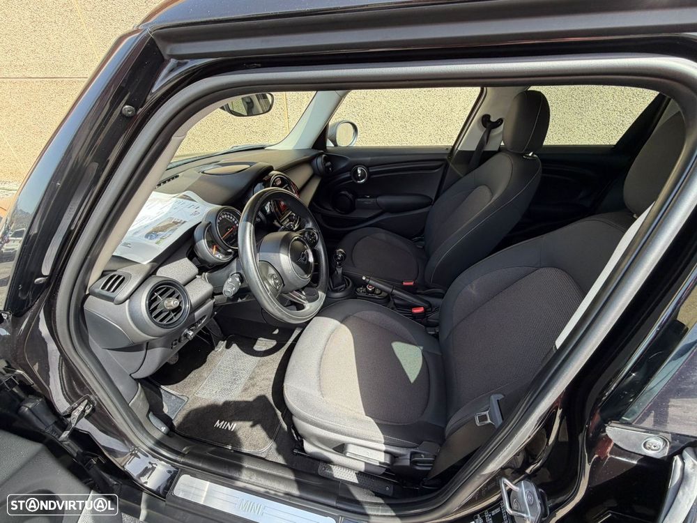 MINI 5 Portas One D - 7