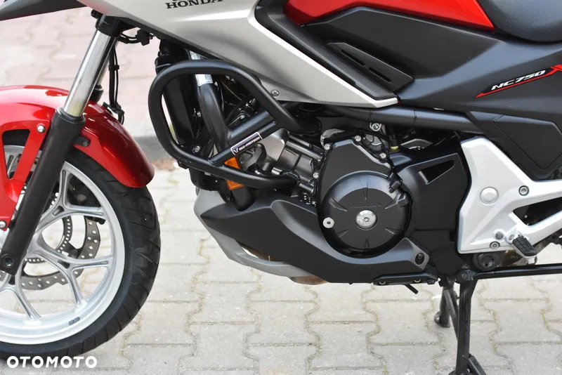 Honda NC - 25
