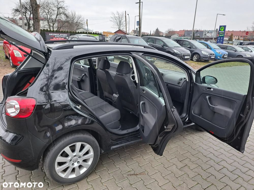Volkswagen Golf Plus - 12