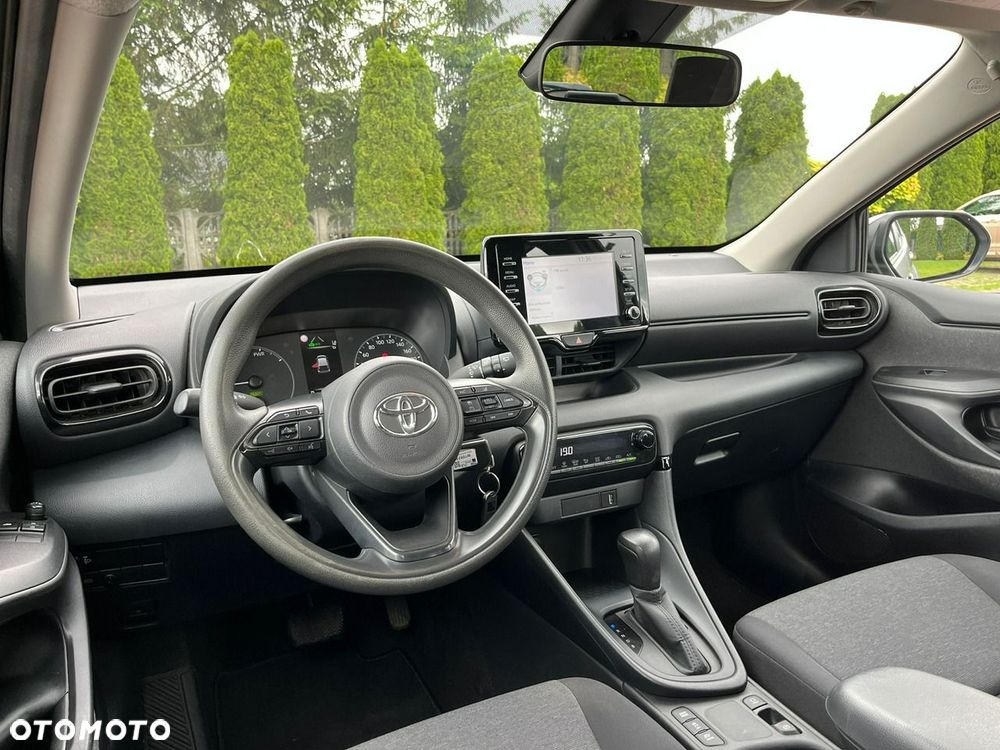 Toyota Yaris - 32