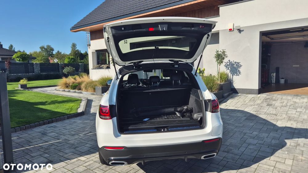 Mercedes-Benz GLC 300 e 4-Matic Business Edition - 14