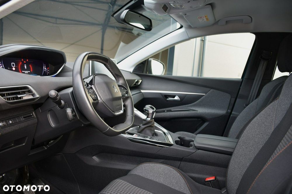 Peugeot 3008 1.2 PureTech Active Pack S&S - 10