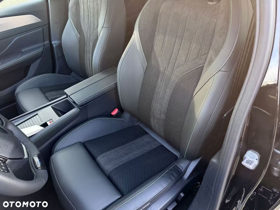 Peugeot 308 1.5 BlueHDi GT S EAT8 - 7