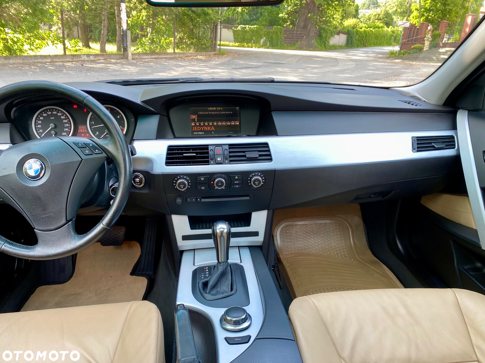 BMW Seria 5 530xd Touring - 15