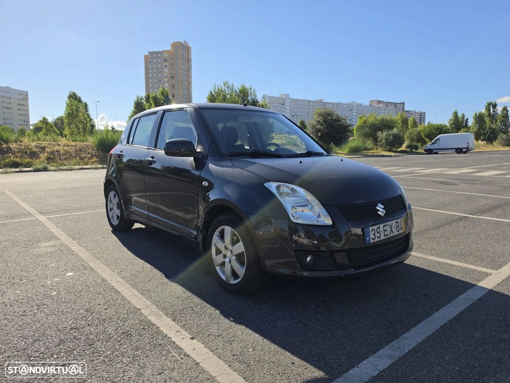 Suzuki Swift 1.3 16V GL - 1