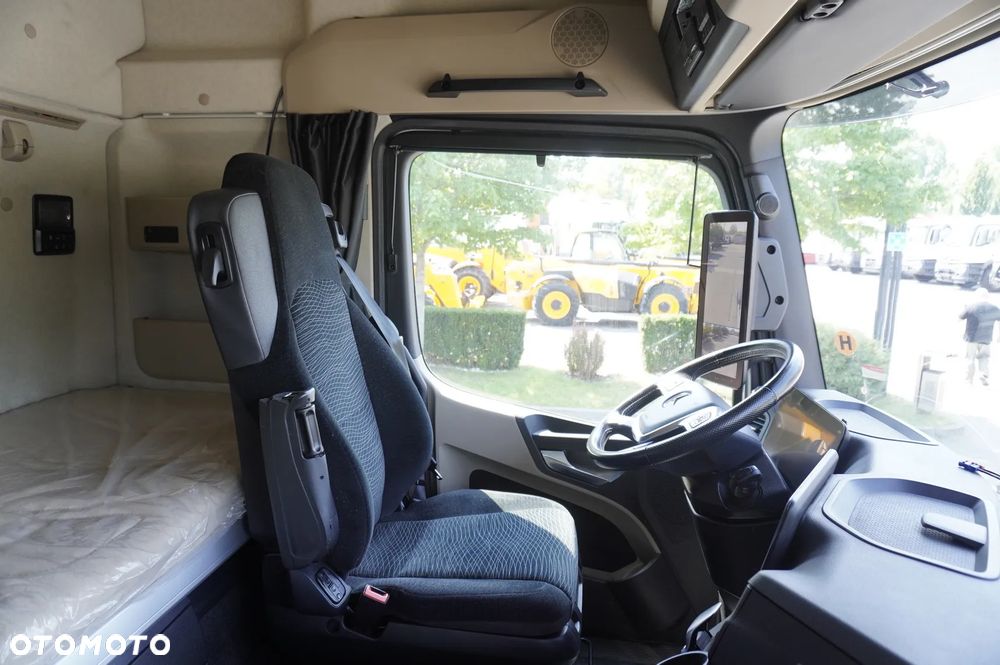 Mercedes-Benz Actros 1843 MP5 / 240 tys. km! - 19