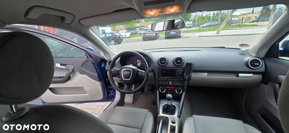 Audi A3 Sportback 1.9 TDI Ambiente - 31