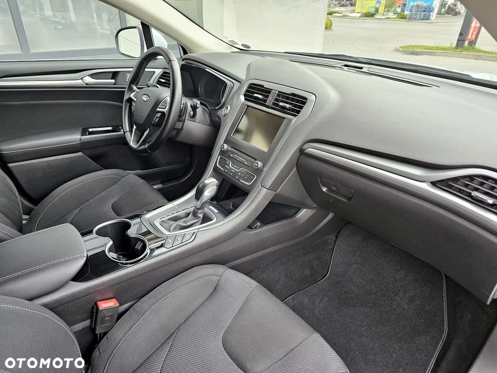 Ford Mondeo 2.0 TDCi Titanium PowerShift - 25