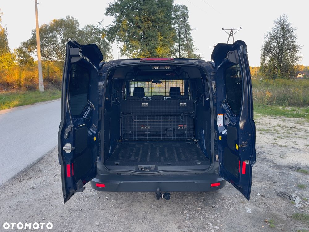 Ford Transit Connect - 13