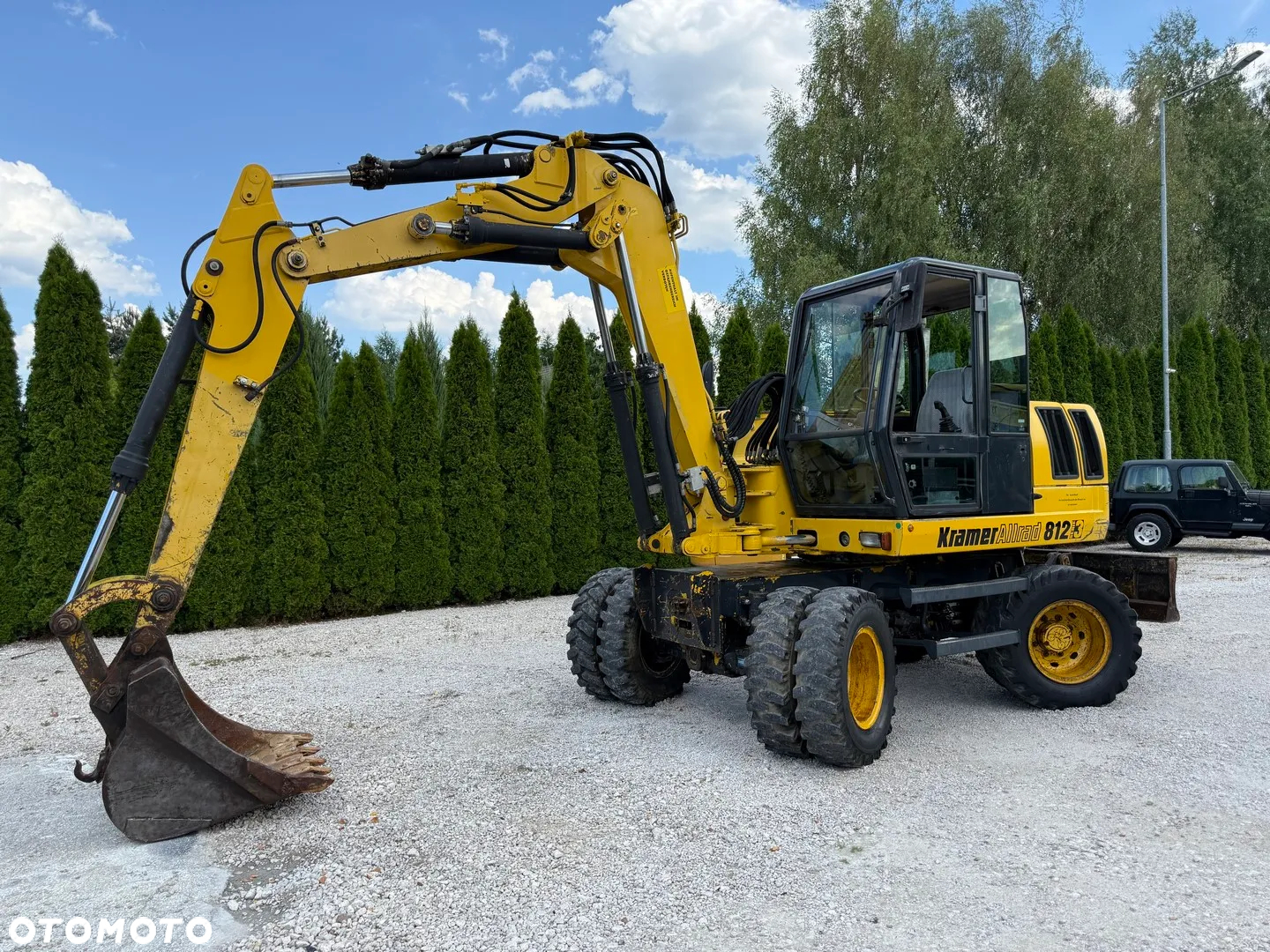 Kramer 812 KOPARKA KOŁOWA/ 12 TON / DWIE OSIE SKRĘTNE / MAŁE GABARYTY / BARDZO ZWROTNA / ZADBANA Z NIEMIEC / 70 75 80 90 100 110 / 308 310 / TEREX TW - 2