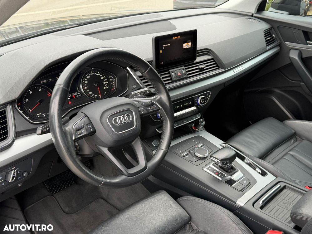 Audi Q5 2.0 40 TDI quattro S tronic Design - 21