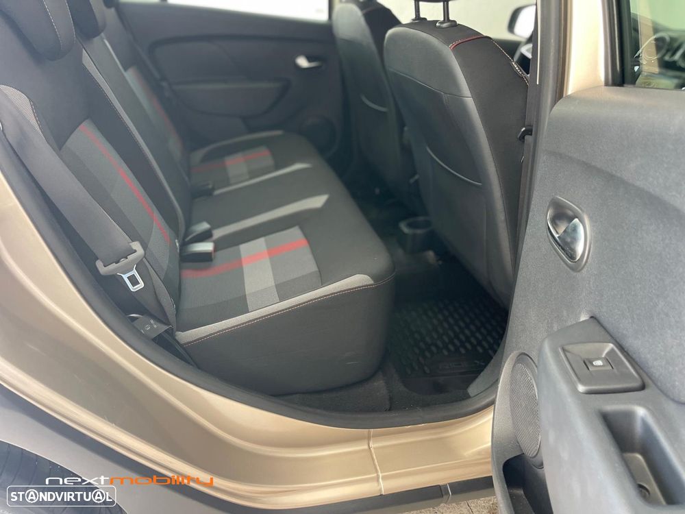 Dacia Sandero 0.9 TCe SL Stepway of Life Bi-Fuel - 23